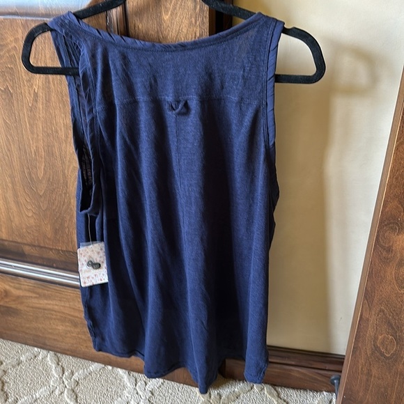 Free People Travelers Tank Top Navy Blue NWT size small 100% linen - Picture 2 of 5